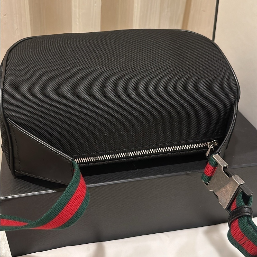Authentic Gucci Black Canvas Belt Bag✨ - Picture 6 of 15